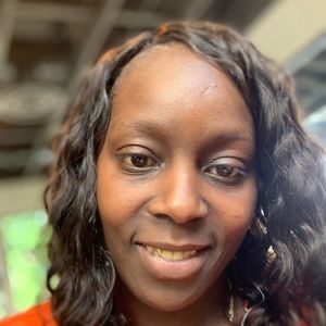 Meet your Posher, Stacy